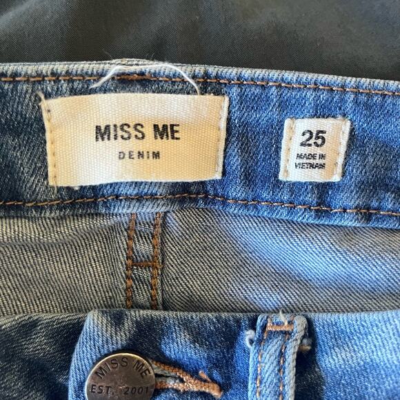Miss Me Jeans Crop Flair Womens 25 Denim M2207CF - Picture 6 of 8